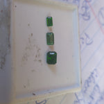 tsavorite under carat garnet. Suitable for any type of jewelry